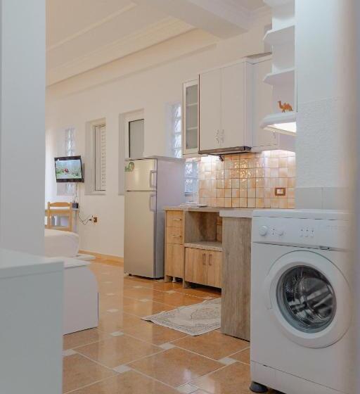 إستوديو قياسى مطل على البحر, Villa Xika