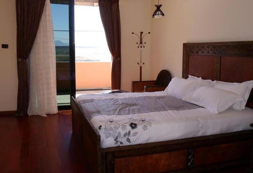 اتاق استاندارد با بالکن, Zagwe