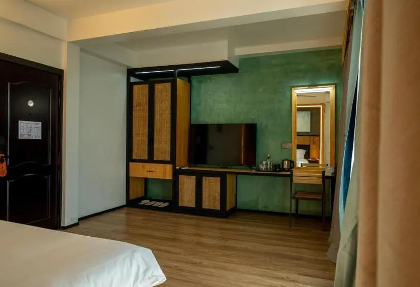 اتاق سوپریور با چشم‌انداز دریا و بالکن, Athiri Residence Dhiffushi