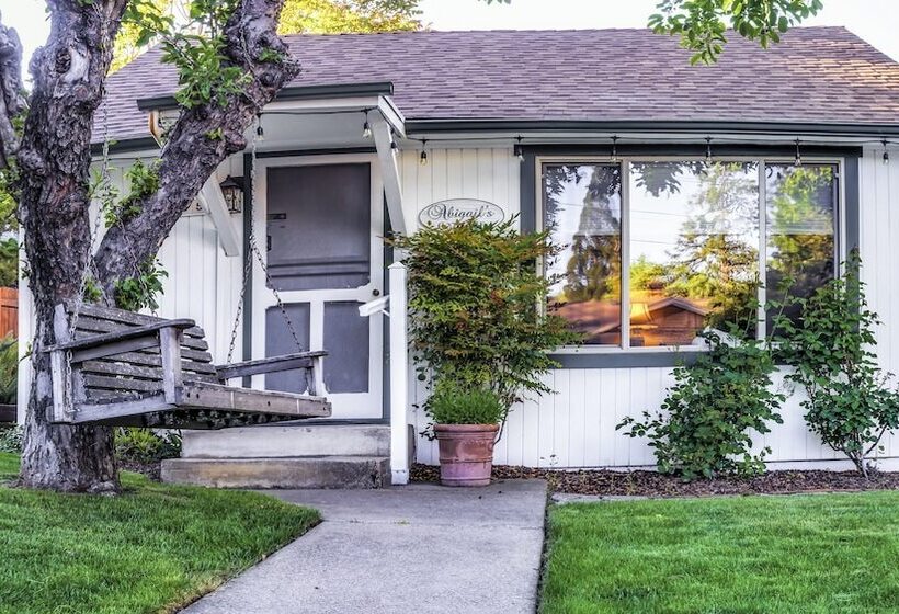 منزل غرفة نوم واحدة, Abigail S Bed And Breakfast Inn