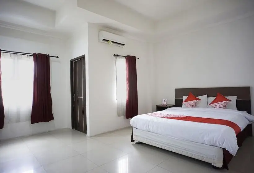 デラックスルーム, Her Mandiri Guest House