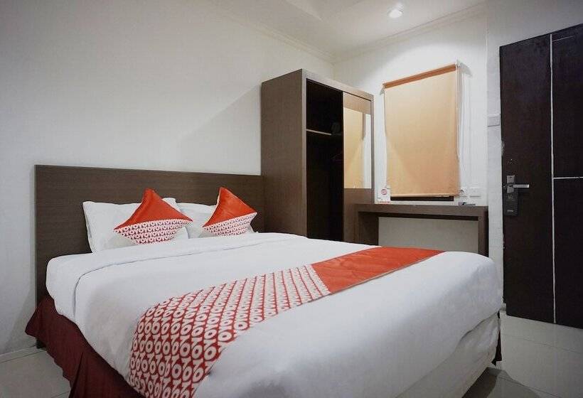 Quarto Estandar, Her Mandiri Guest House