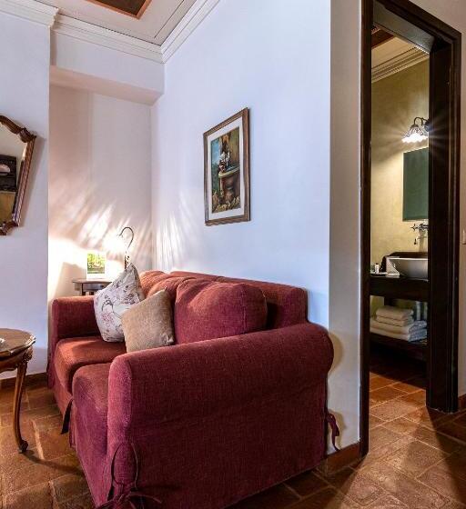 バスタブ付きスタンダードルーム, Ktima Bellou