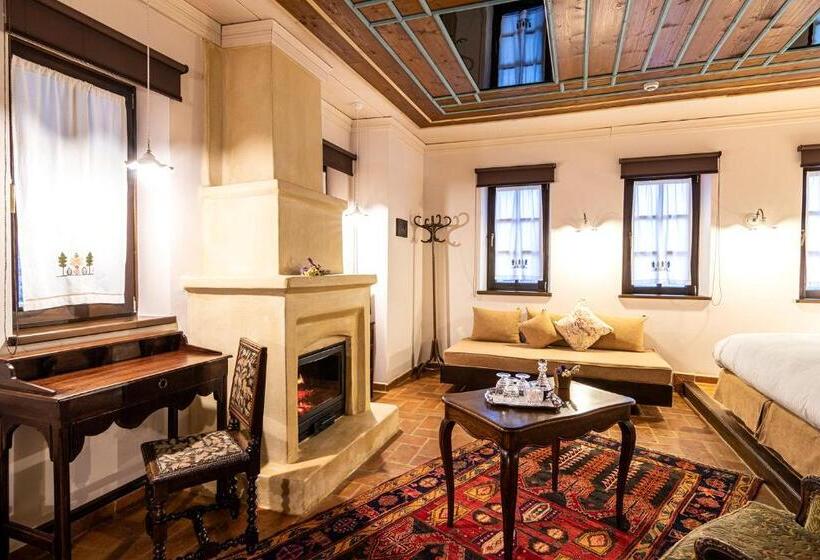 スタンダードトリプルルーム, Ktima Bellou