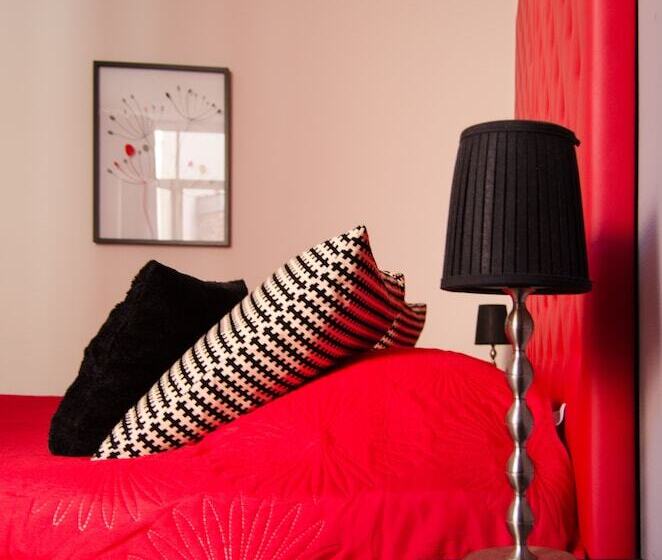 חדר קומפורט, L'atrium