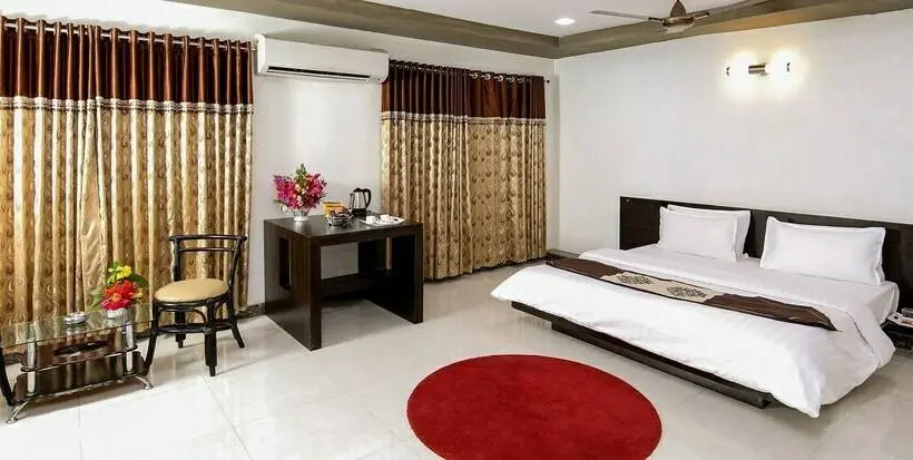 デラックスルーム, Saavaj Resort, Sasan Gir Where Wilderness Meets Luxury