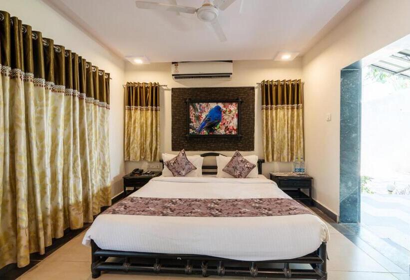 Номер Deluxe, Saavaj Resort, Sasan Gir   Where Wilderness Meets Luxury