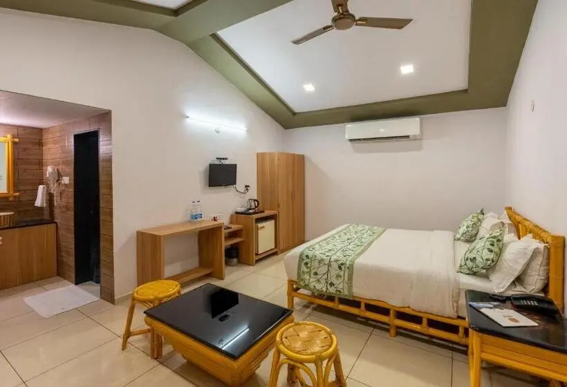 キングサイズベッドのスタンダードルーム, Saavaj Resort, Sasan Gir Where Wilderness Meets Luxury