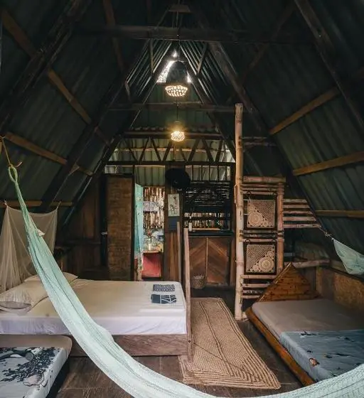 Familiekamer, Poleo