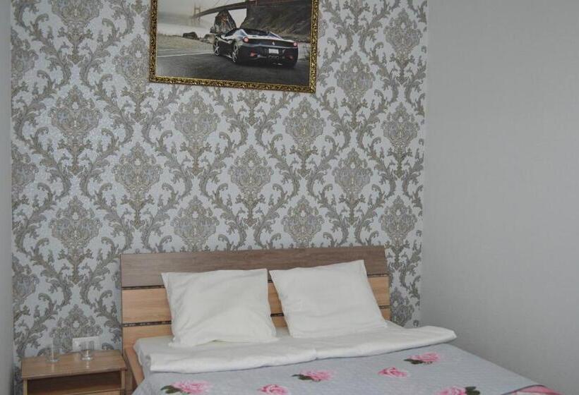 Camera Standard, Alash