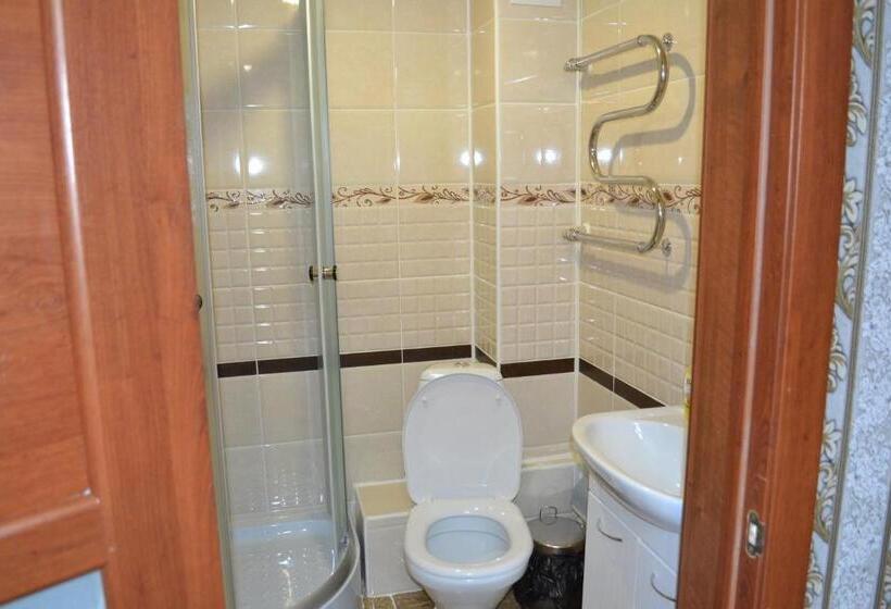 Suite Junior Familiare, Alash