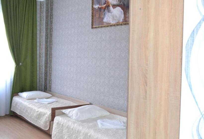 Camera Quadrupla Standard, Alash