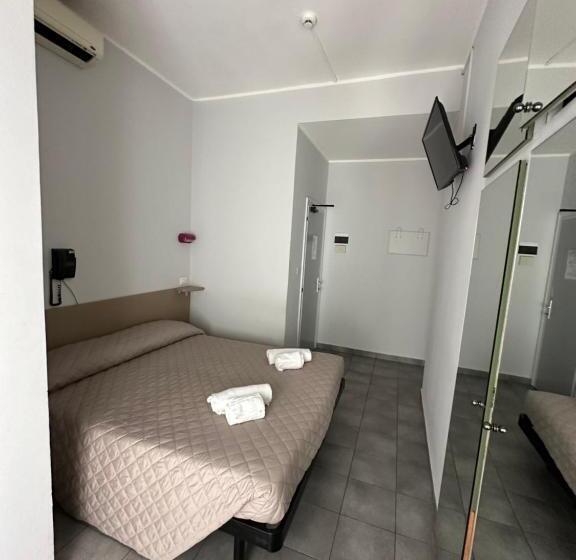 اتاق سوپریور, Austria