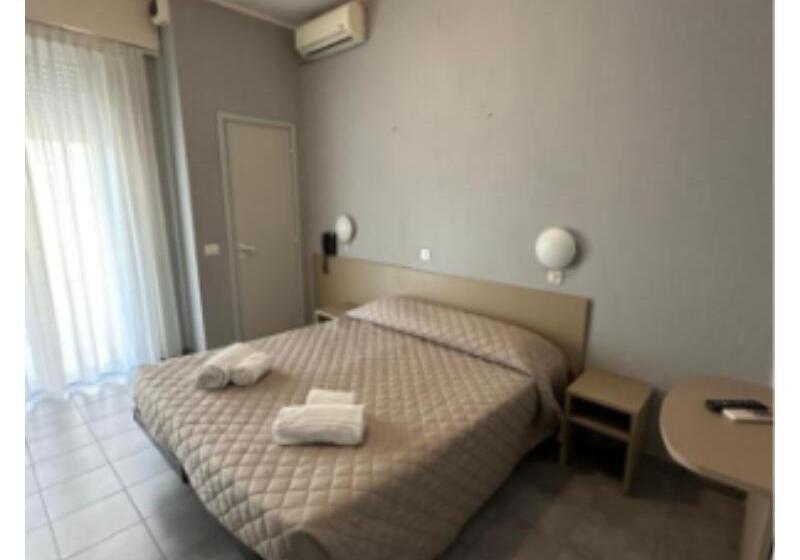 اتاق سوپریور, Austria