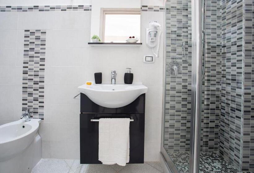 Номер Стандарт с Балконом, B&b Cinisi Mare E Monti