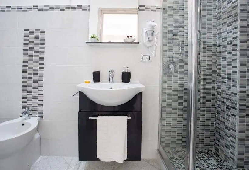 اتاق استاندارد با بالکن, B&b Cinisi Mare E Monti
