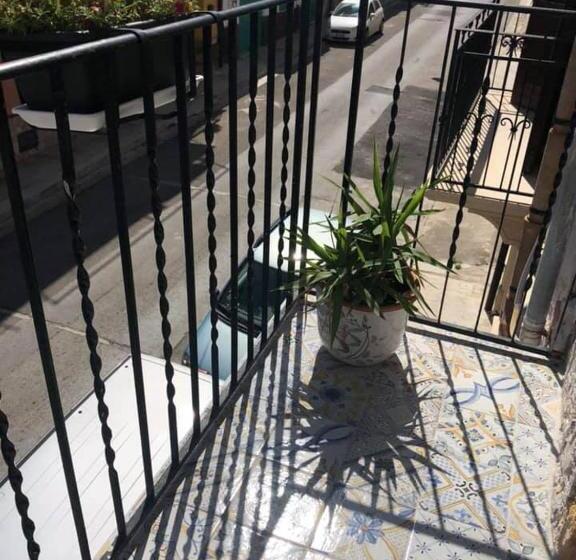 バルコニー付き1ベッドルームアパートメント, B&b Cinisi Mare E Monti