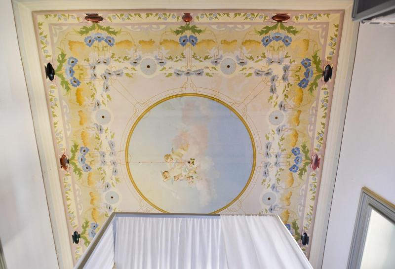 سوییت لوکس, B&b Raro  Liberty