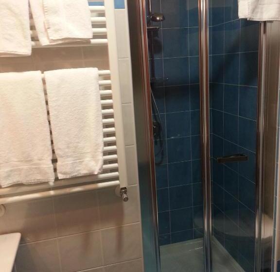 オーシャンビュースタンダードルームバルコニー付き, Serpa