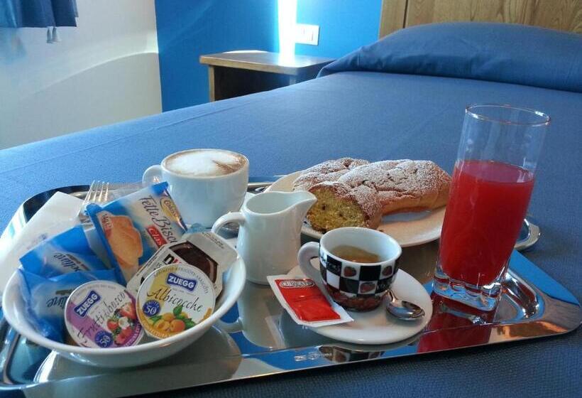 サイドオーシャンビュースタンダードルーム, Serpa