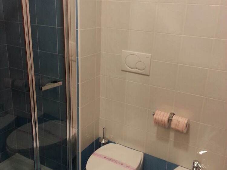 オーシャンビュースタンダードルーム, Serpa