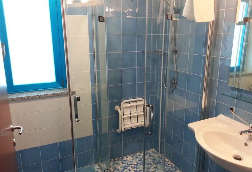 サイドオーシャンビュースタンダードルーム, Serpa