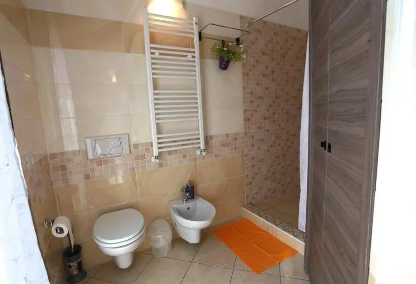 اتاق استاندارد, The Dreamers B&b