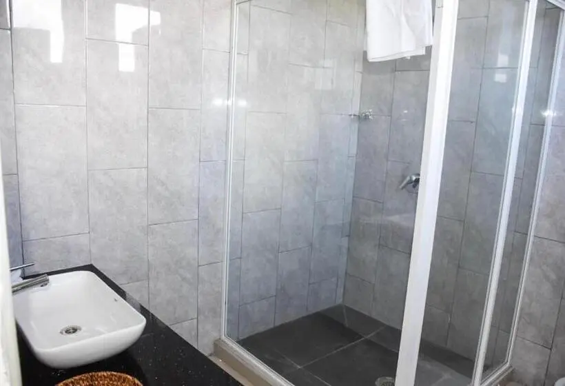 آپارتمان 1 خوابه با چشم‌انداز استخر, Best View Hotel & Apartments