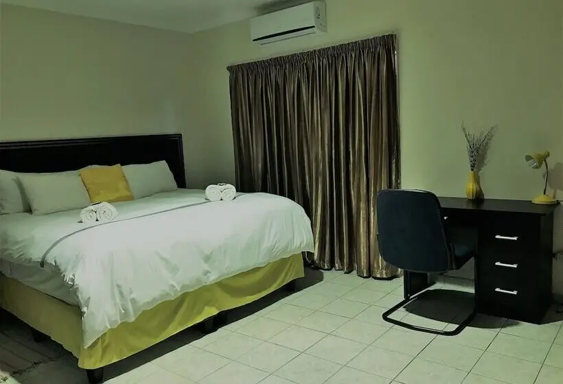 اتاق لوکس, Essence Of Africa Guesthouse