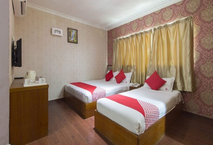 סוויטת סופריור, Lebuh Queen City