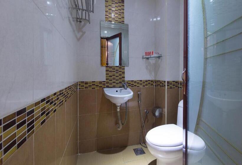 חדר סטנדרט, Lebuh Queen City