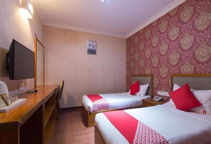 חדר סטנדרט, Lebuh Queen City