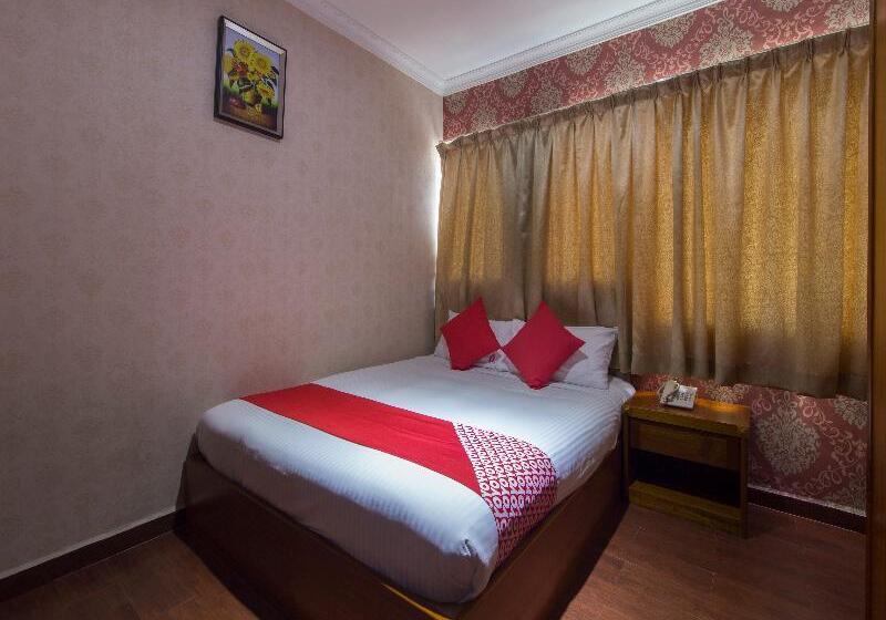 חדר דלוקס, Lebuh Queen City