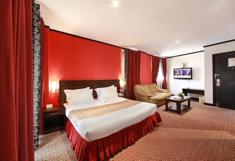 豪华房间, Manhattan Avenue