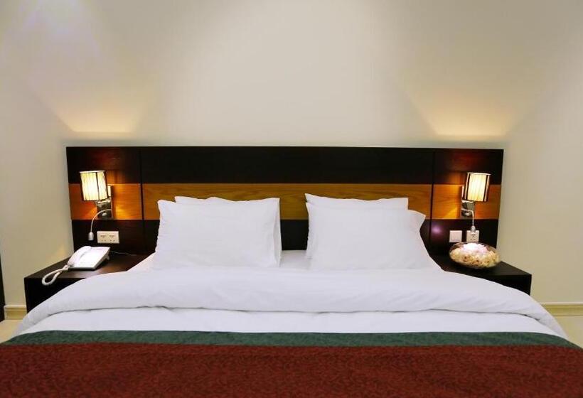 带大床的豪华间, Muscat International Hotel Plaza
