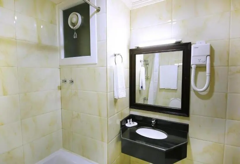 اتاق استاندارد یک نفره, Muscat International Hotel Plaza