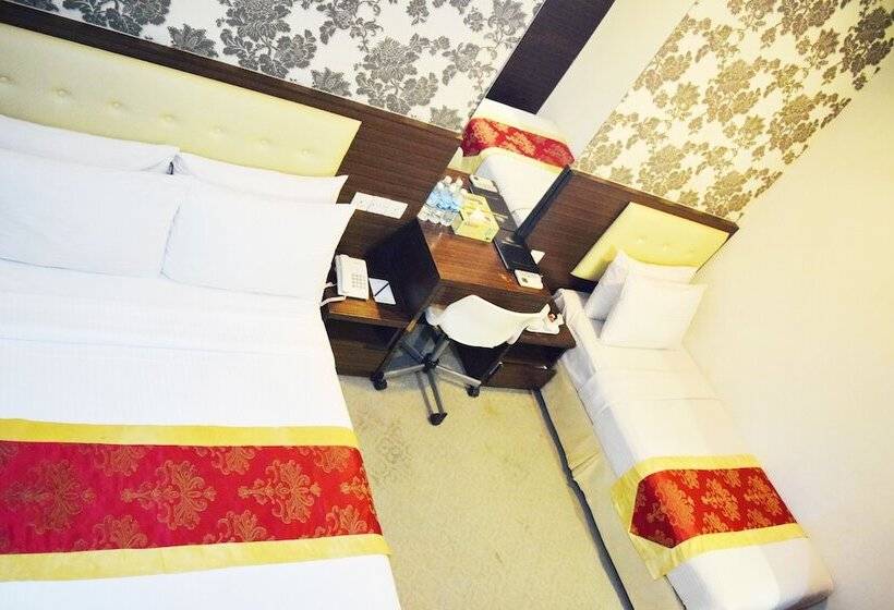 سوییت جونیور, Springz Hotel Bukit Jalil