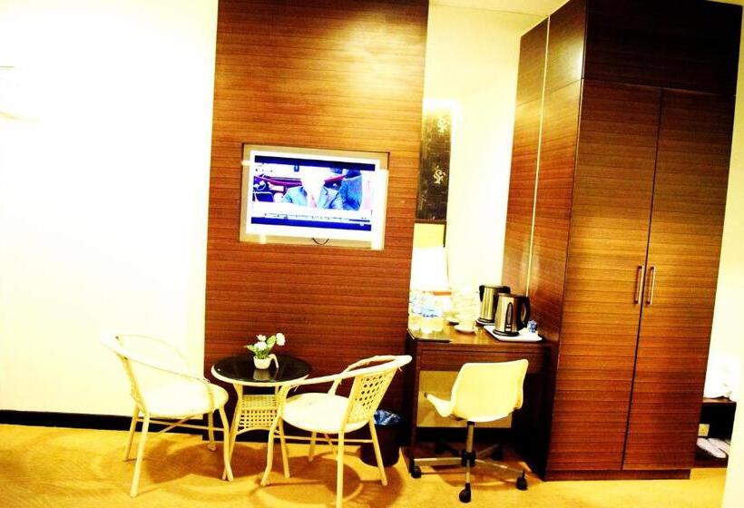 سوییت خانوادگی, Springz Hotel Bukit Jalil