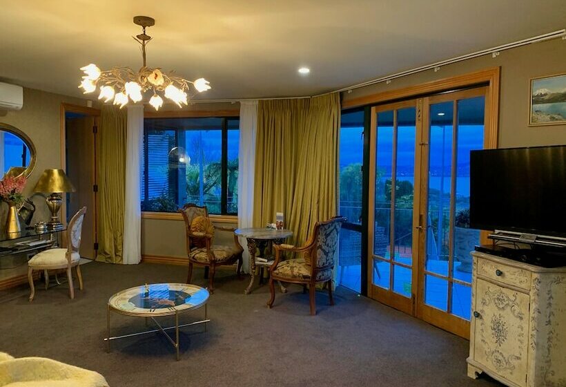 Люкс Повышенной Комфортности, The Flying Trout Boutique Lodge