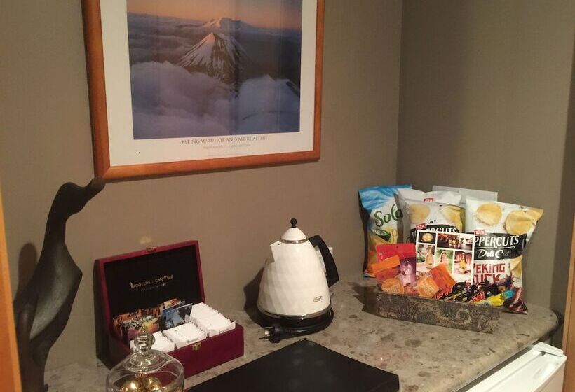 Люкс Повышенной Комфортности, The Flying Trout Boutique Lodge