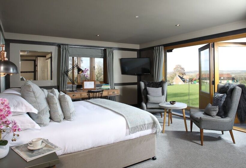 豪华房间, The Jack Russell