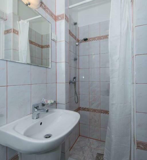 Номер Стандарт Трехместный, Villa Casteria