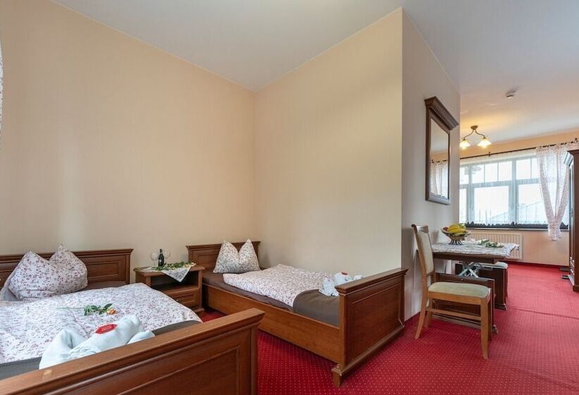 四人标准间, Willa Słoneczna Róża Pobyt Ze śniadaniami