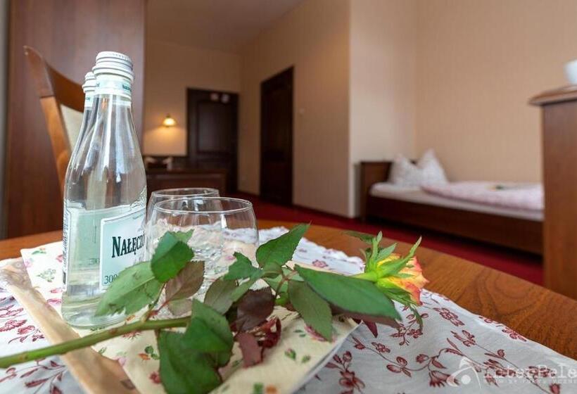 标准三人间, Willa Słoneczna Róża Pobyt Ze śniadaniami