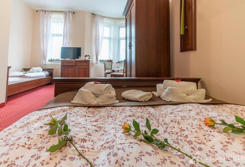 标准三人间, Willa Słoneczna Róża Pobyt Ze śniadaniami