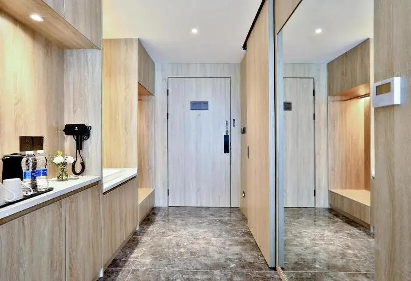 اتاق لوکس, Zhoushan Maison New Century