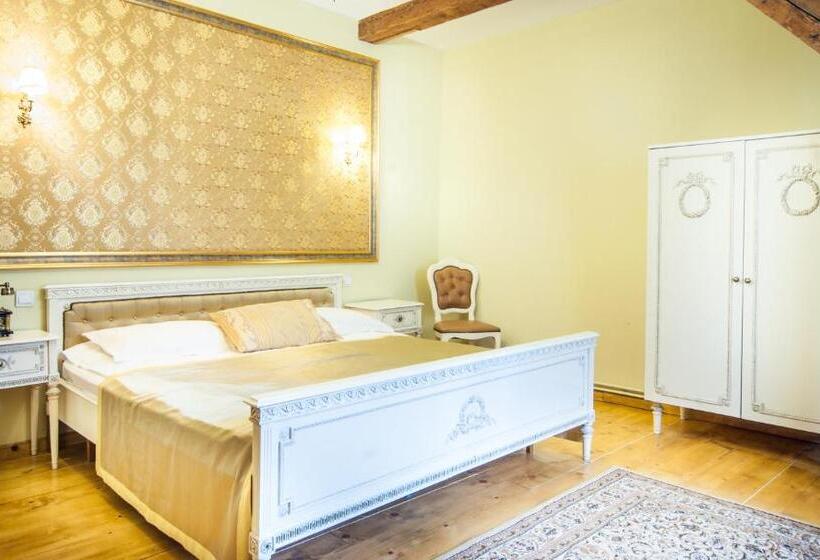 Люкс, Casa Antiqua