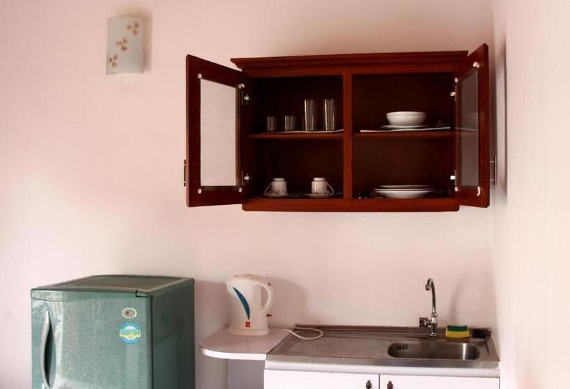 Апартаменты Deluxe 1 Спальня, Holiday Guest Inn