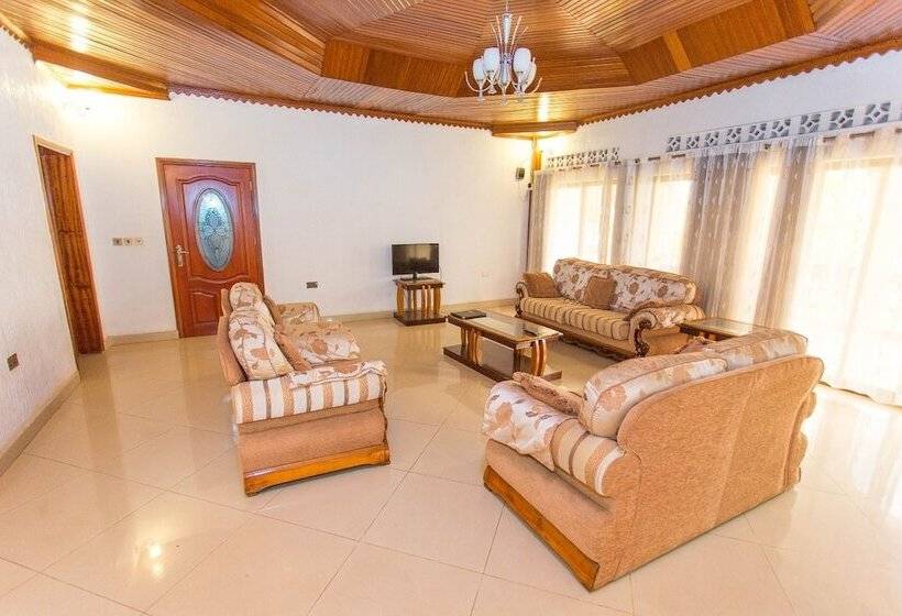 آپارتمان 3 خوابه, Iris Guesthouse