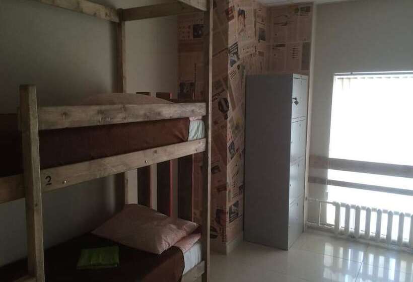 이코노미 룸, Origin Hostel